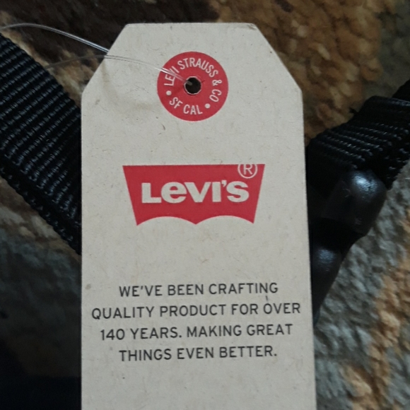 8x*Host Pick*Levi's cute fanny pack - Picture 4 of 12